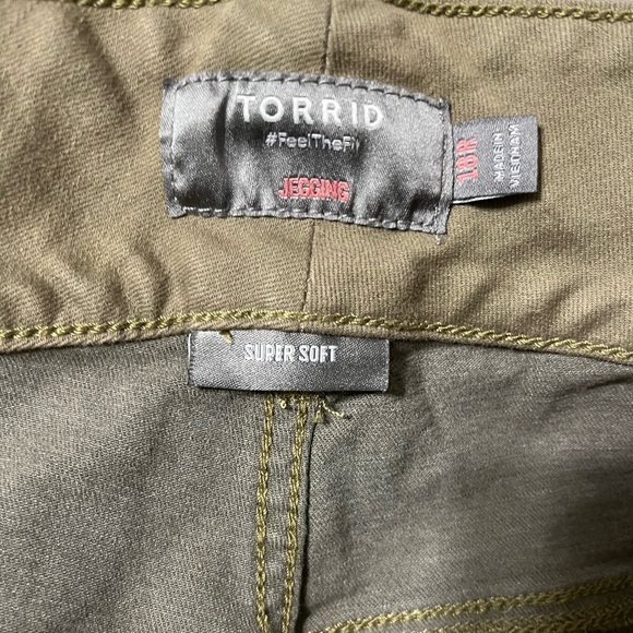 Torrid feel the fit super soft jeggings size 18R - Picture 7 of 7